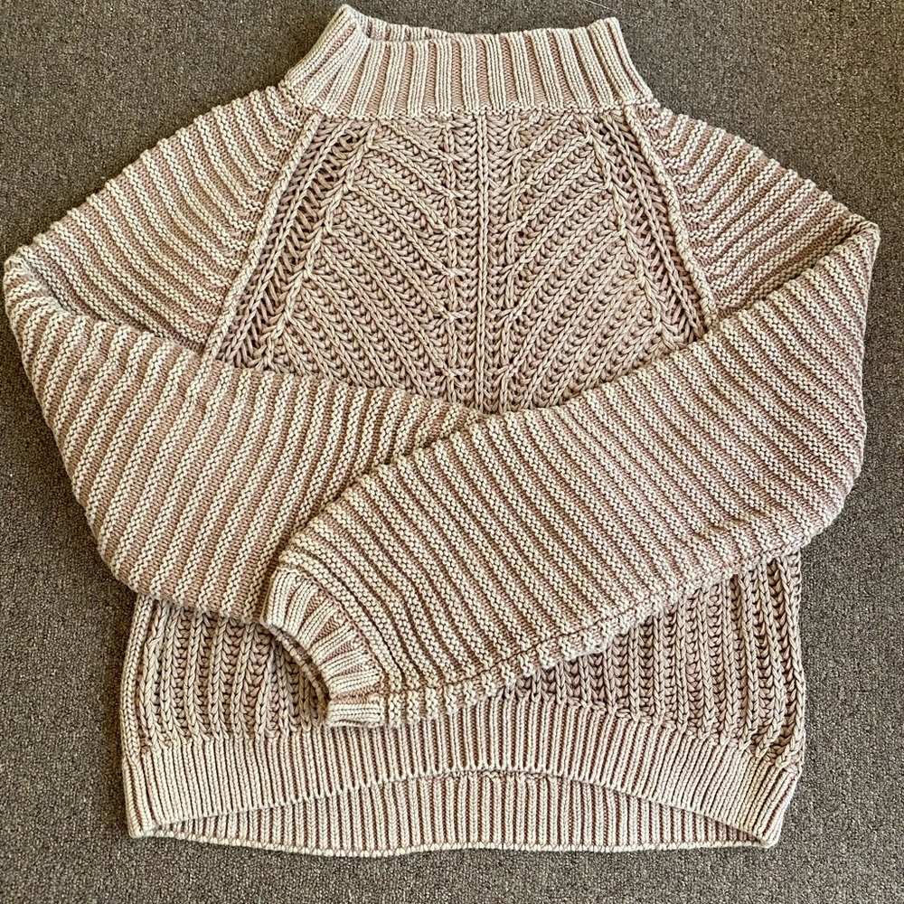 Free People sz.L Sweetheart Sweater Fisherman Chunky Sand Castle Balloon Sleeve